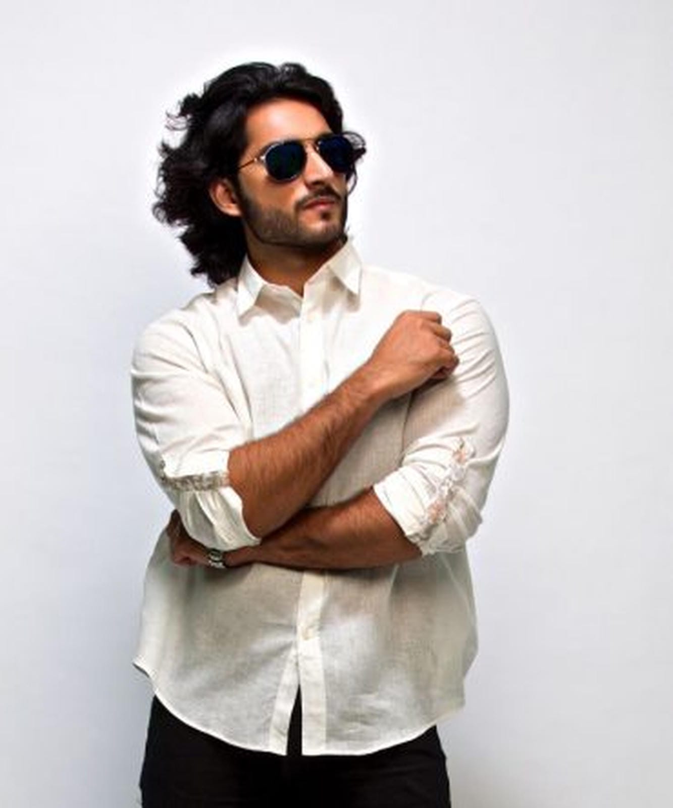 White Men’s Long Sleeve Linen Shirt