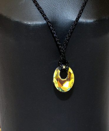 SWAROVSKI CRYSTAL CIRCLE PENDANT NECKLACE