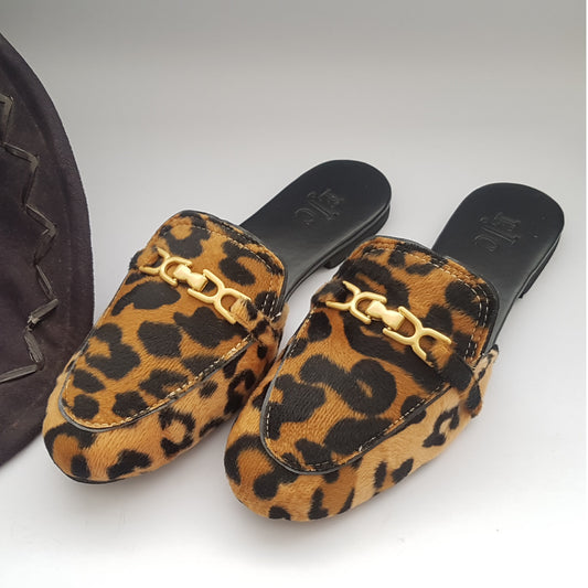 Animal Printed Velvet Mule Shoes With Elegant Buckle