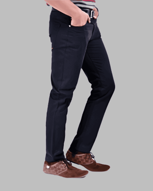  Slim fit Peach finish Cotton twill jeans with signature embroidery logo accent on pocket facing, zipper fly and embossed shank button &amp; Rivets. 