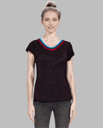 Cap sleeve knit top with two color piping around neck