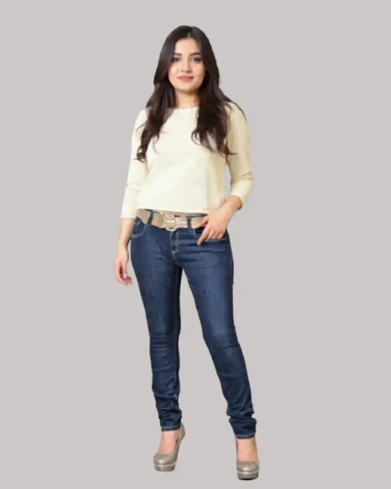 Dark Jeans with gold stitching