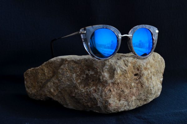 Cat Eyes Sunglasses With Blue Reflective Lens